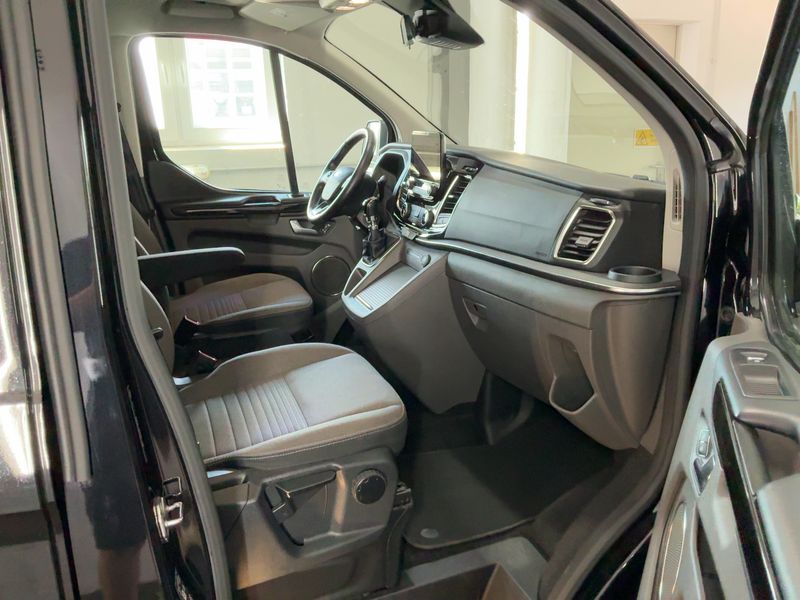 Ford Tourneo Custom 2.0 TDCi Mild-Hybrid L2 Trend — zdjęcie 11