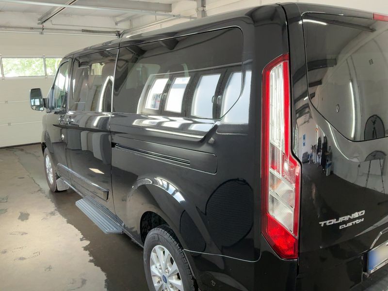 Ford Tourneo Custom 2.0 TDCi Mild-Hybrid L2 Trend — zdjęcie 3