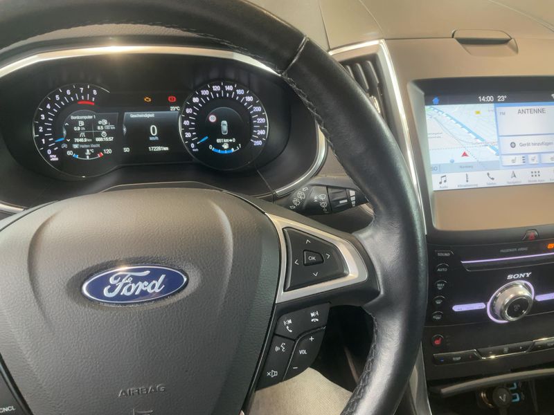 Ford S-Max 1.5 EcoBoost Titanium — zdjęcie 13