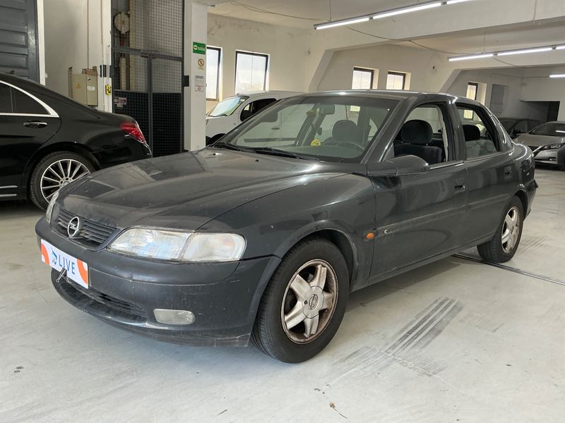 Opel Vectra 2.0 DTI Sport