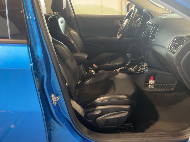 Jeep Compass 2.0 M-Jet Limited 4WD — zdjęcie 11