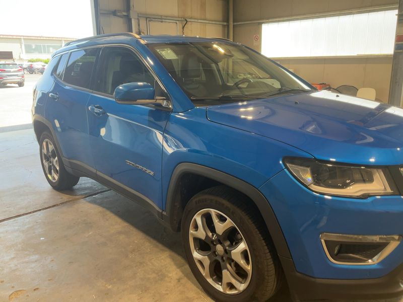 Jeep Compass 2.0 M-Jet Limited 4WD — zdjęcie 8