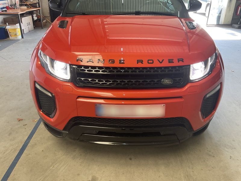 Land Rover Evoque Cabriolet 2.0 Td4 SE Dynamic — zdjęcie 9