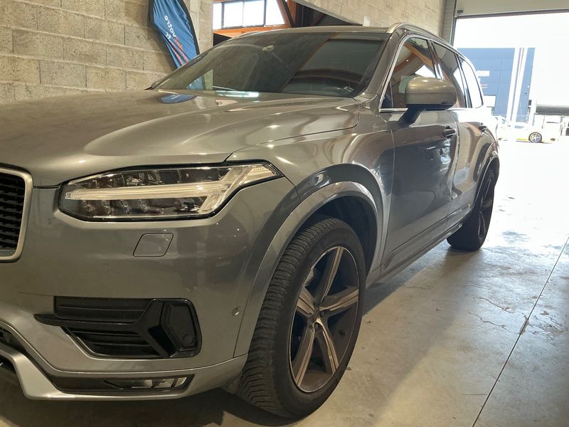 Volvo XC90 2.0 D5 R-Design AWD — zdjęcie 2