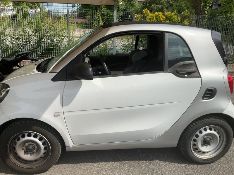Smart fortwo 1.0 youngster — zdjęcie 4