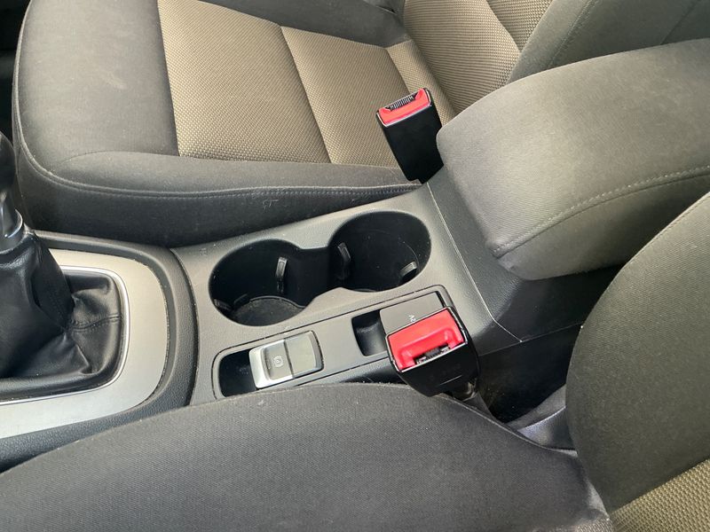 Audi Q3 2.0 TDI quattro 2013 – снимка 36