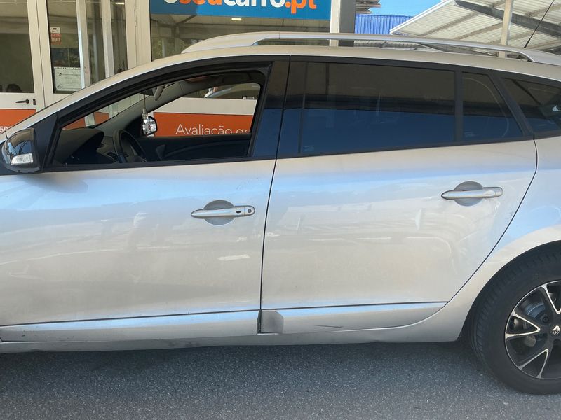 Renault Megane 1.6 dCi Dynamique 2013 – снимка 4