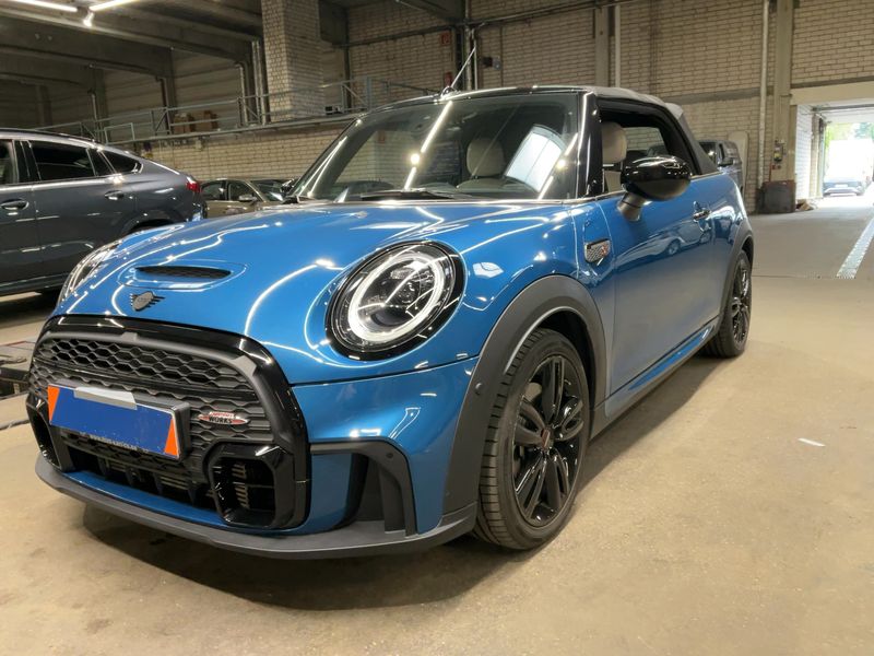 MINI Cabrio