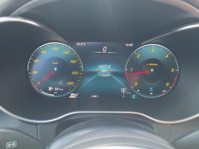 Mercedes-Benz GLC-Klasse GLC 300 d 4Matic AMG Line — zdjęcie 13