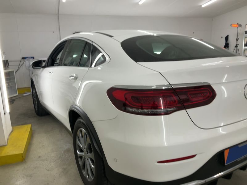 Mercedes-Benz GLC-Klasse GLC 300 d 4Matic AMG Line — zdjęcie 3