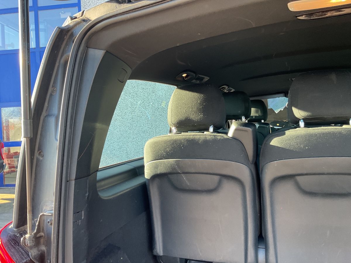 Mercedes-Benz V-Klasse 2018 — photo 33