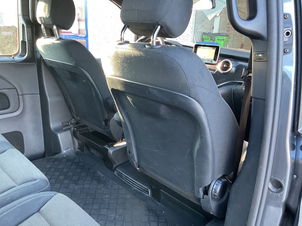 Mercedes-Benz V-Klasse 2018 — photo 31