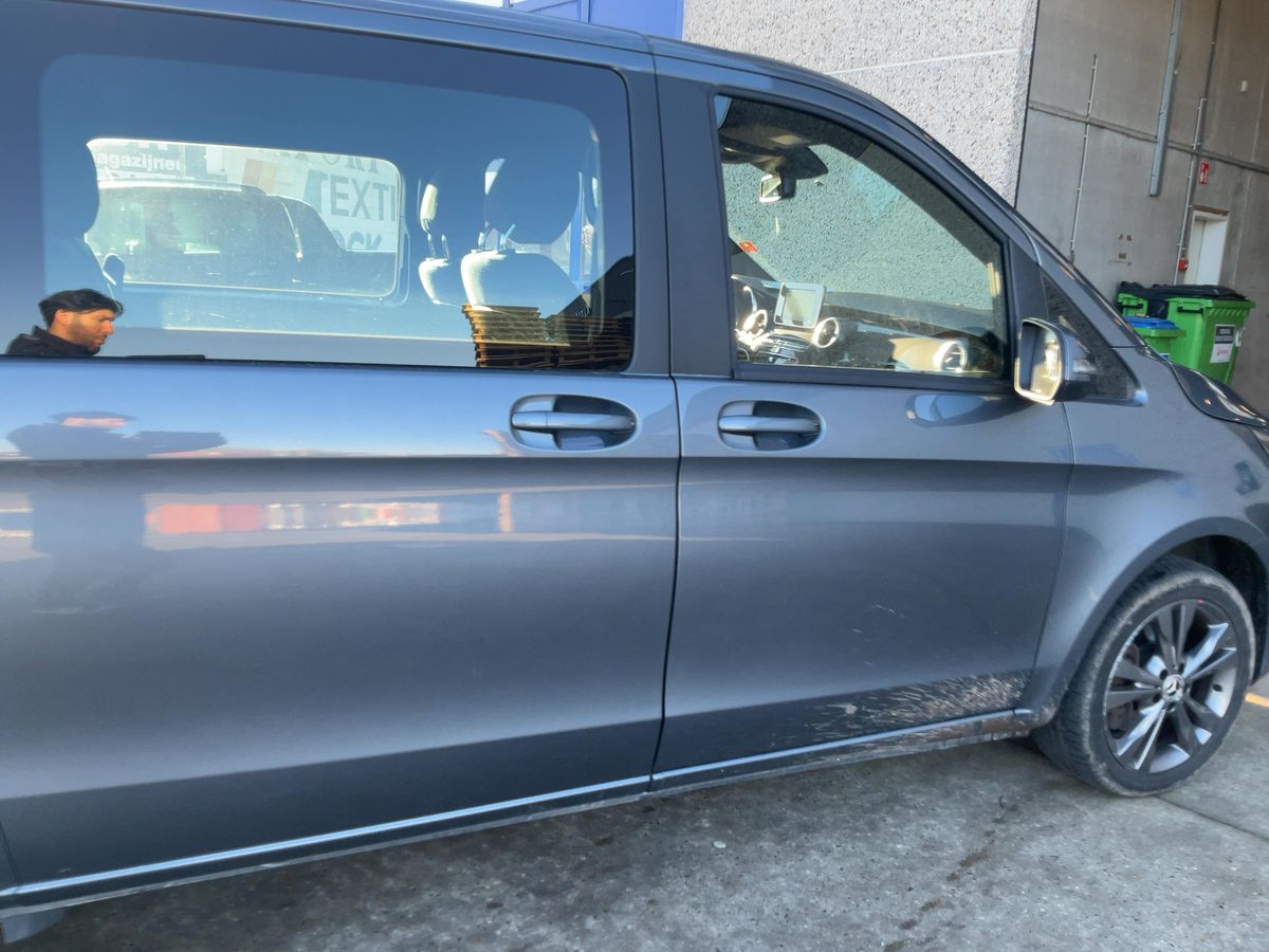 Mercedes-Benz V-Klasse 2018 — photo 11