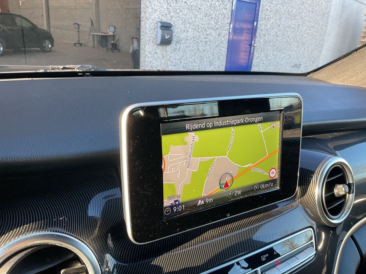 Mercedes-Benz V-Klasse 2018 — photo 63
