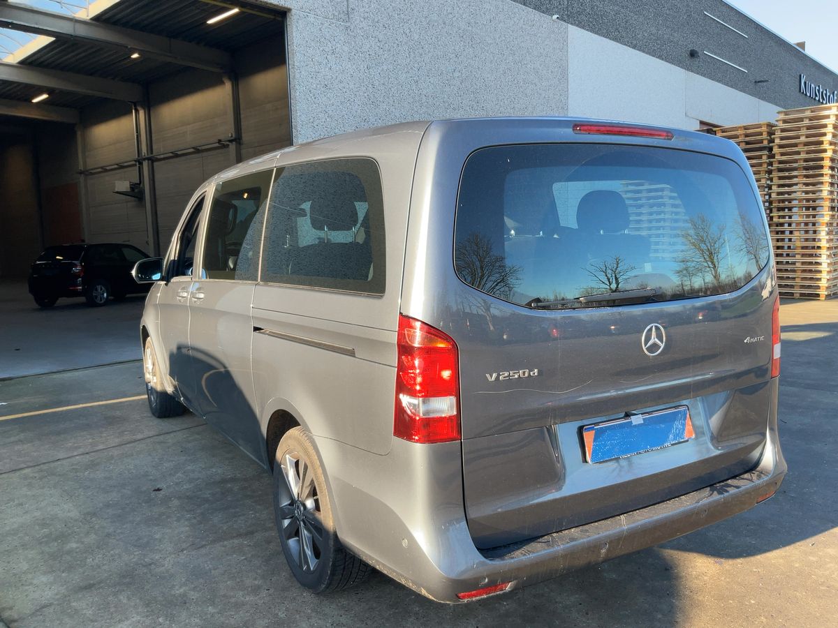 Mercedes-Benz V-Klasse 2018 — photo 7