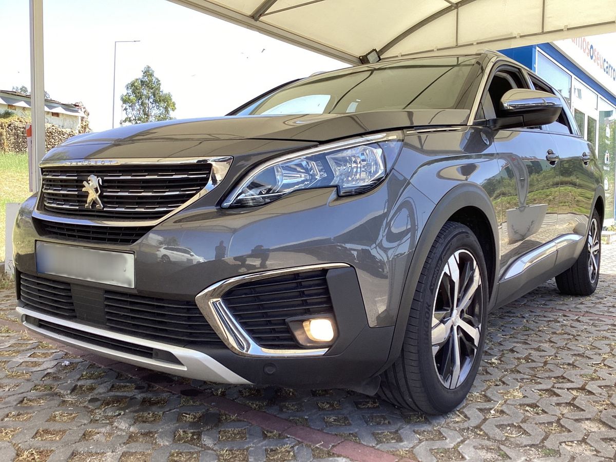Peugeot 5008 2020