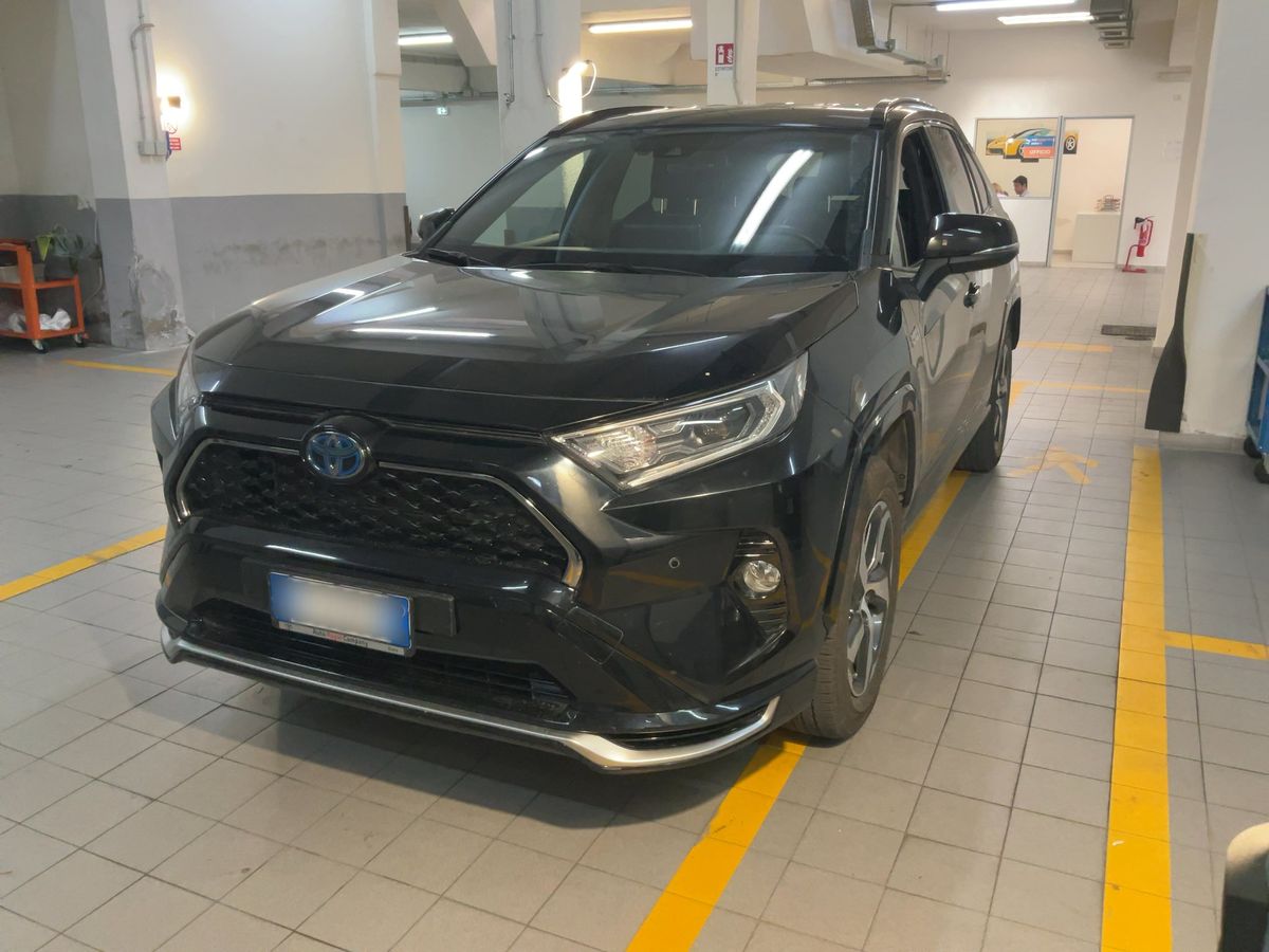 Toyota RAV 2021