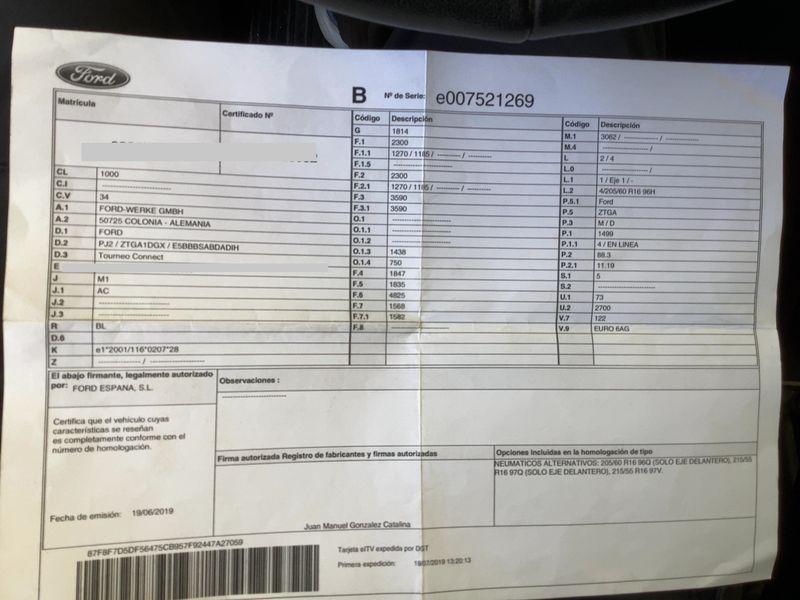 Ford Grand Tourneo Connect 1.5 TDCi EcoBlue Titanium — zdjęcie 16