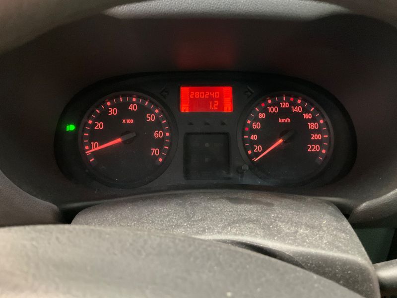Renault Clio 1.5 dCi Campus Authentique 2008 – снимка 4