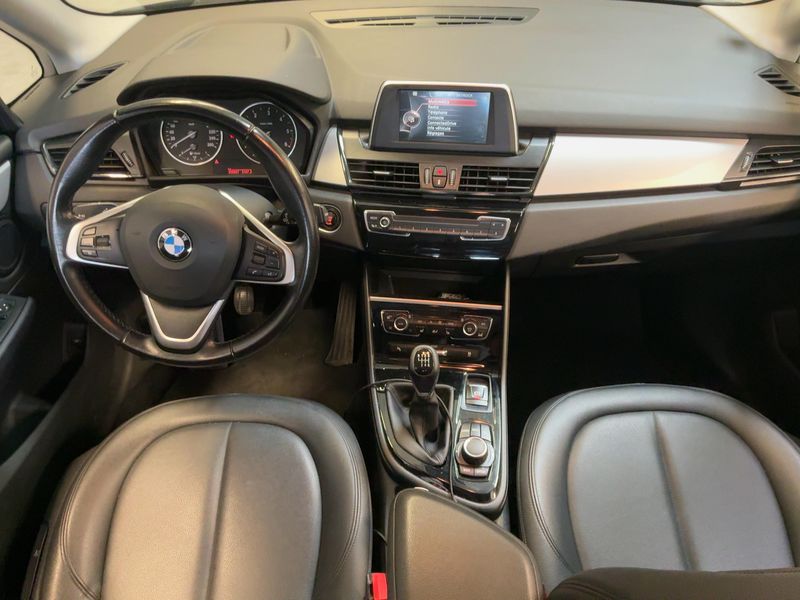 BMW 2er 216d Active Tourer — zdjęcie 12