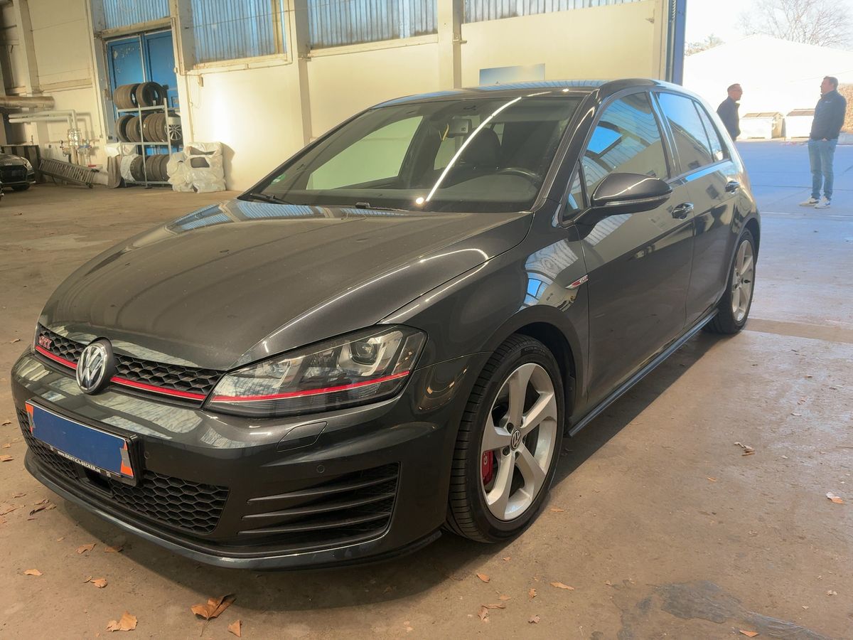 Volkswagen Golf 2014