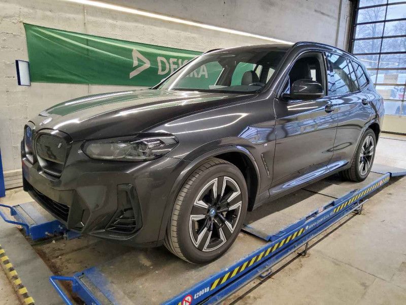 BMW iX3 electric drive 210 kW Inspiring