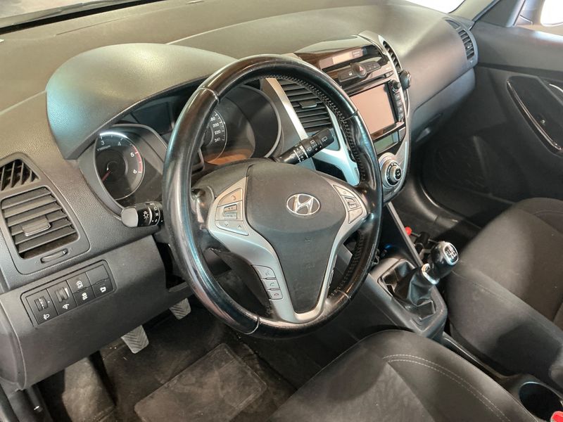 Hyundai ix20 1.4 CRDi Xpossible 2016 – снимка 41