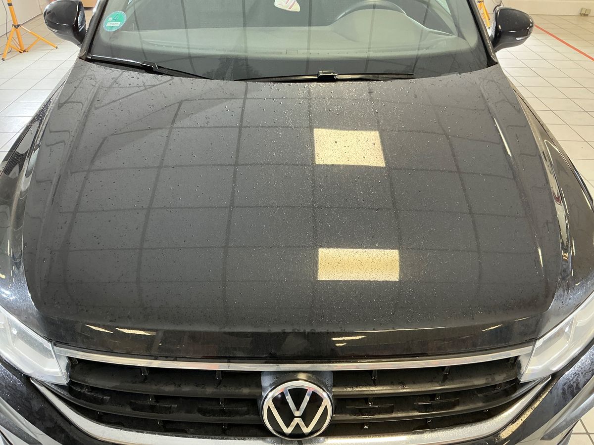 Volkswagen Tiguan 2021 — photo 3