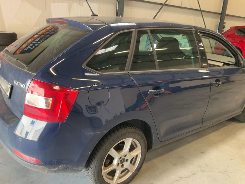 Skoda Rapid Spaceback 1.4 TDI Joy 2017 – снимка 8
