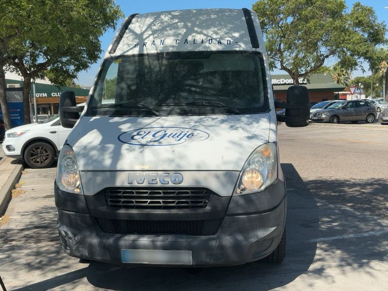 Iveco Daily 2.3 Diesel HKa 35 S Radstand 3300 — zdjęcie 9
