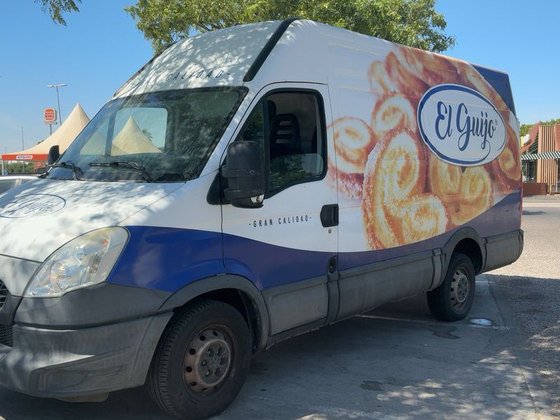 Iveco Daily 2.3 Diesel HKa 35 S Radstand 3300 — zdjęcie 2