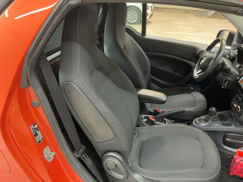 Smart fortwo 0.9 Turbo Basis passion — zdjęcie 14
