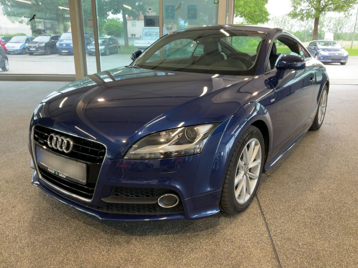 Audi TT 2015 — photo 1