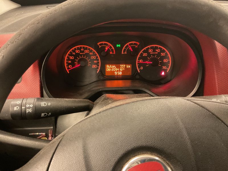 Fiat Doblo 1.6 JTDM SX Kasten — zdjęcie 4