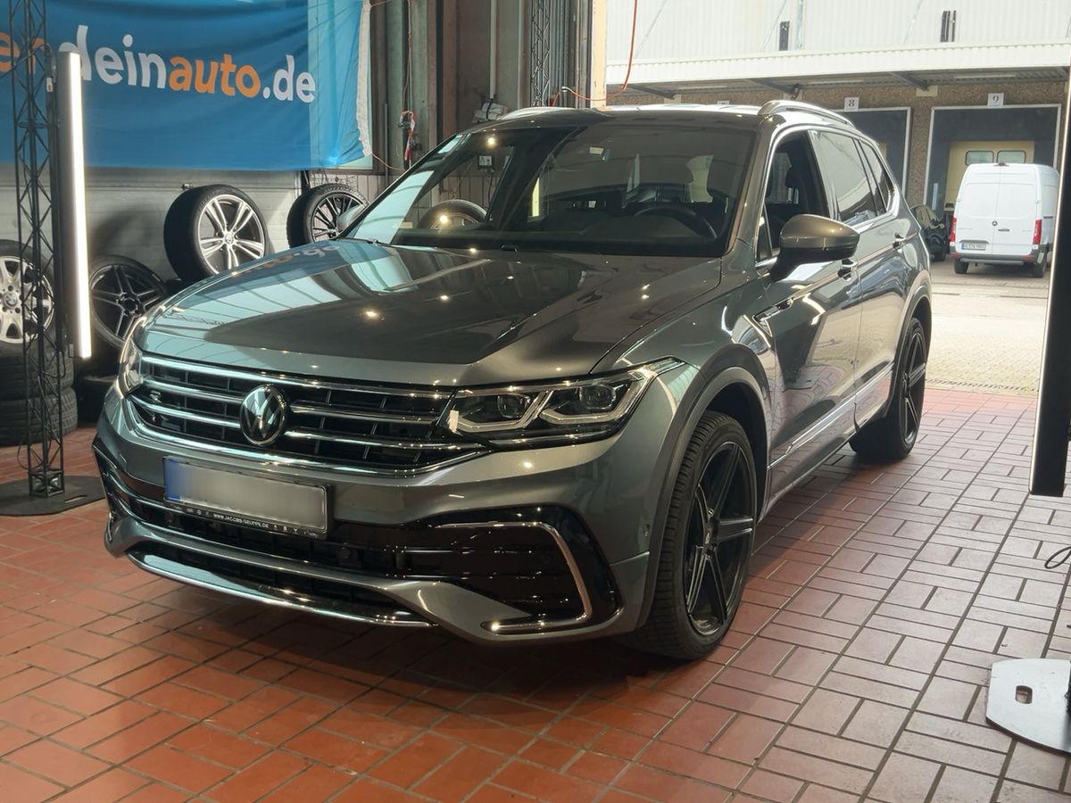 Volkswagen Tiguan 2023 — photo 1
