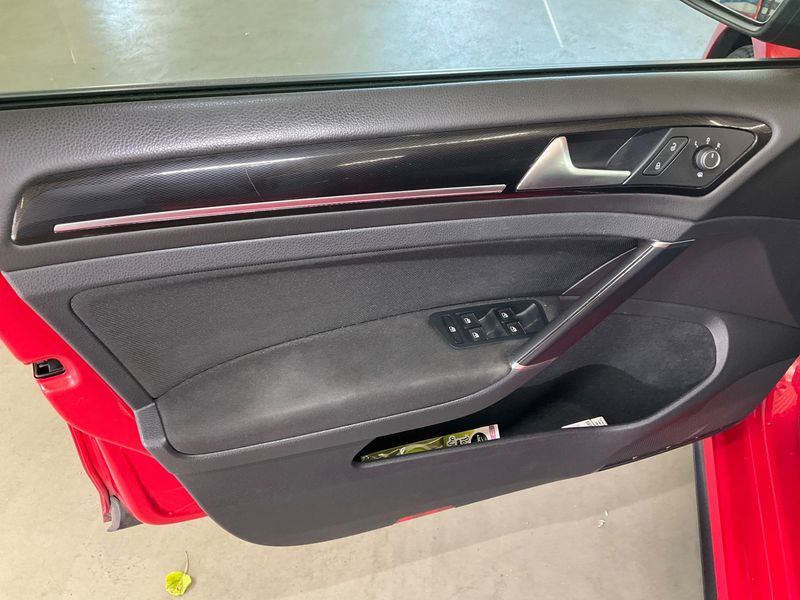 Volkswagen Golf VII 2.0 TSI GTI BlueMotion Tech 2016 – снимка 26