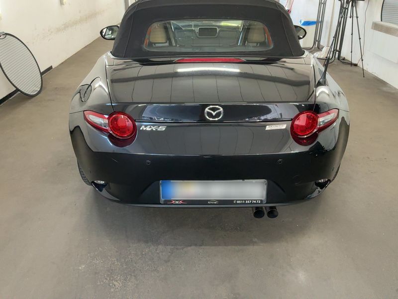 Mazda MX-5 2.0 Skyactiv-G Edition 100 — zdjęcie 5