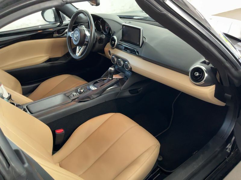 Mazda MX-5 2.0 Skyactiv-G Edition 100 — zdjęcie 12