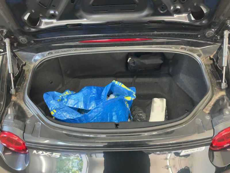 Mazda MX-5 2.0 Skyactiv-G Edition 100 — zdjęcie 10