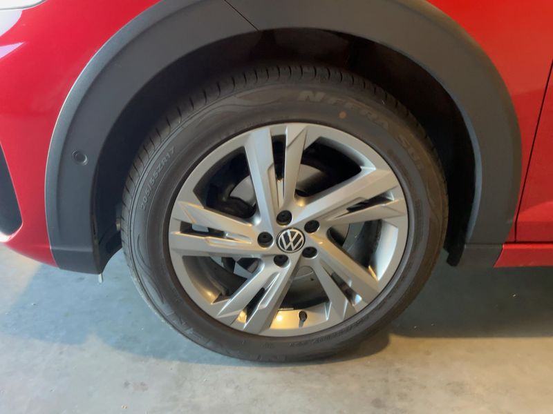 Volkswagen Taigo 1.5 TSI ACT R-Line 2022 – снимка 3