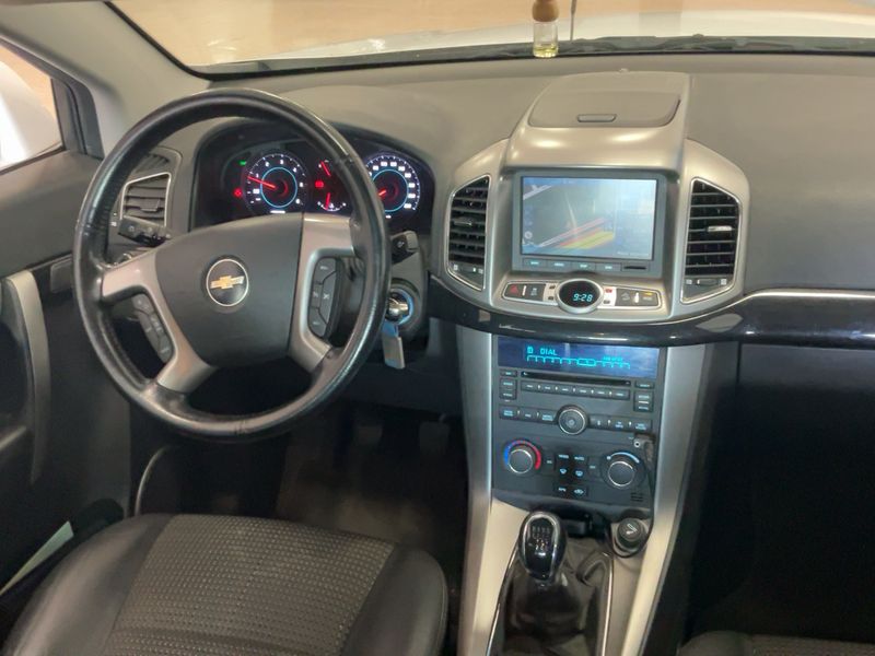 Chevrolet Captiva 2.2 Diesel D LT 2WD — zdjęcie 12