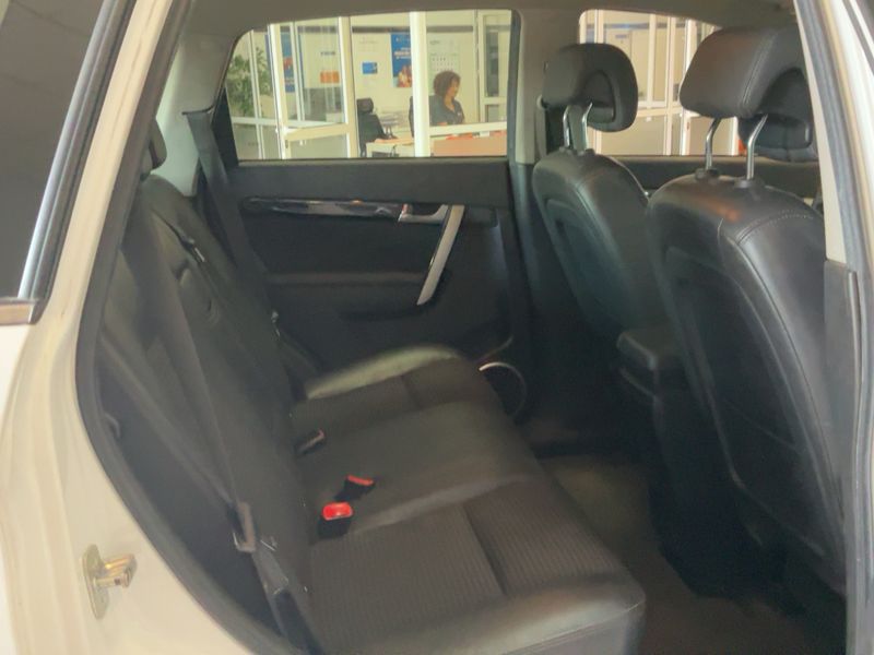 Chevrolet Captiva 2.2 Diesel D LT 2WD — zdjęcie 14