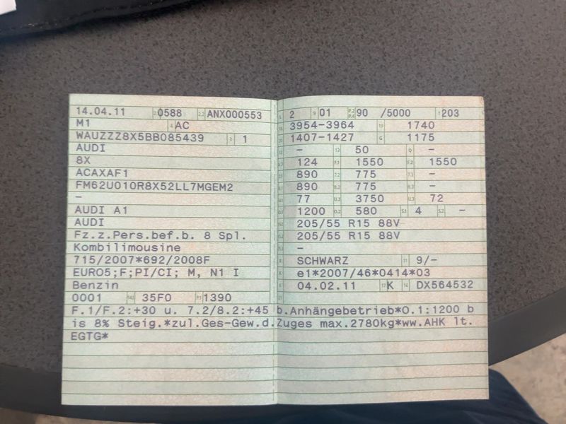 Audi A1 1.4 TFSI Attraction — zdjęcie 15