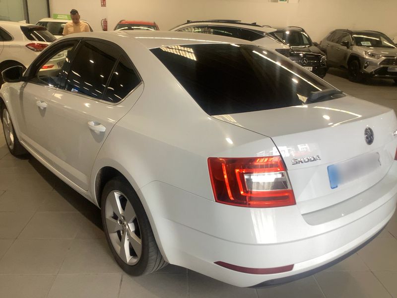 Skoda Octavia 1.6 TDI Like 2019 – снимка 6
