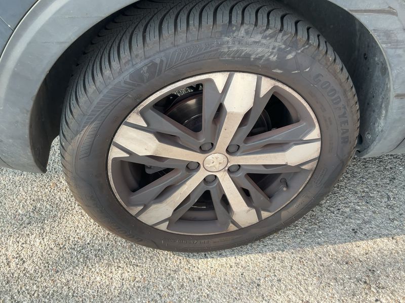 Peugeot 5008 1.6 Blue-HDi Allure 2017 – снимка 9