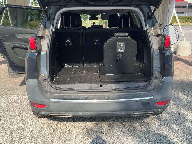 Peugeot 5008 1.6 Blue-HDi Allure 2017 – снимка 15