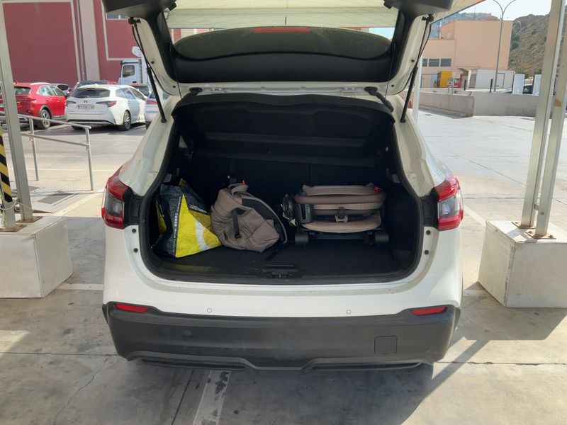Nissan Qashqai 1.2 Acenta 2018 – снимка 15
