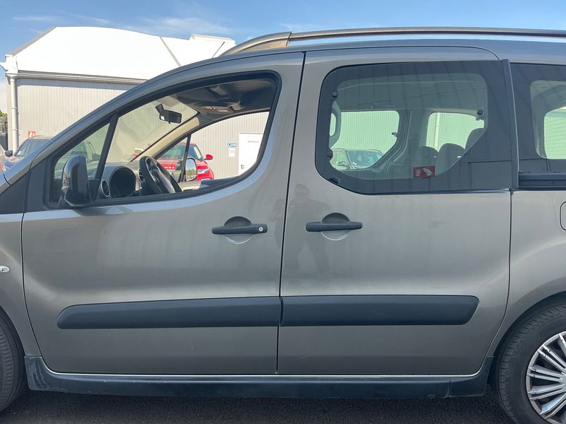 Citroen Berlingo 1.6 Blue-HDi XTR — zdjęcie 4