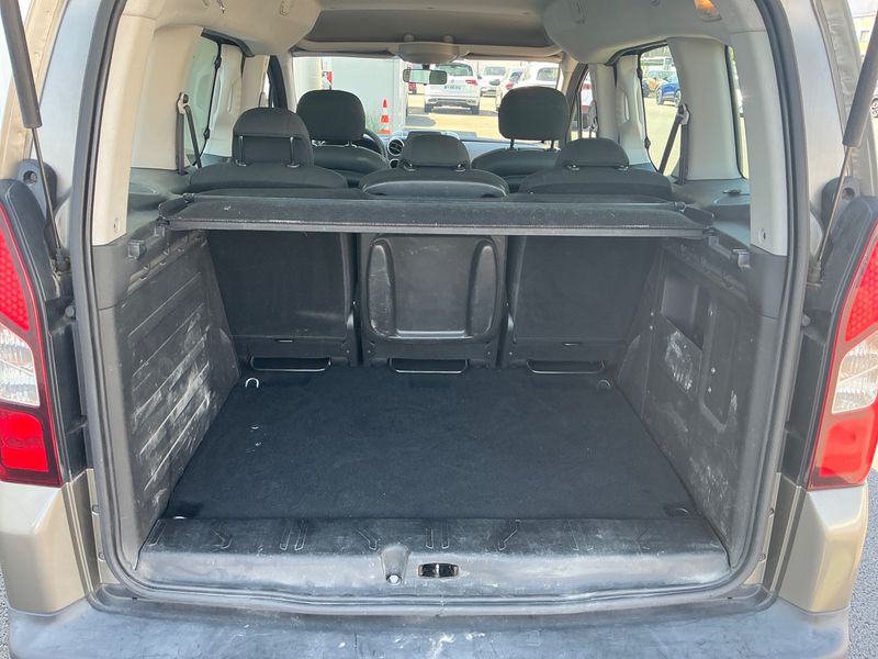 Citroen Berlingo 1.6 Blue-HDi XTR — zdjęcie 10