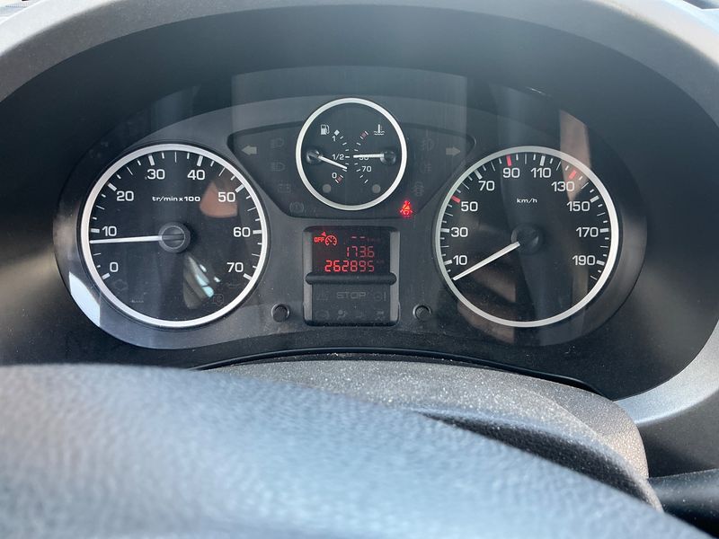 Citroen Berlingo 1.6 Blue-HDi XTR — zdjęcie 13